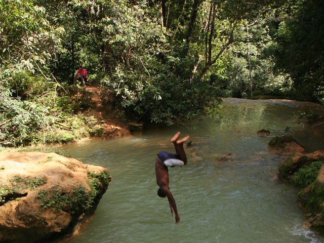 Springer in Salto Limón